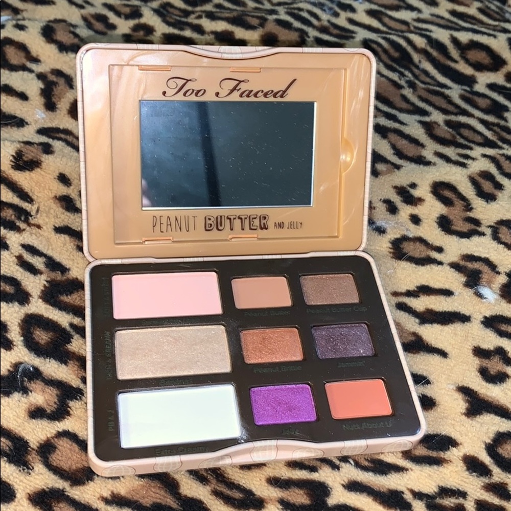Too Faced Eyeshadow palette